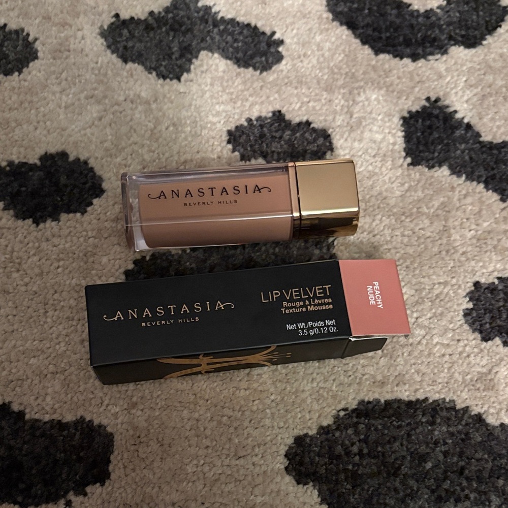 Anastasia Beverly Hills Lip Velvet - Peachy Pink